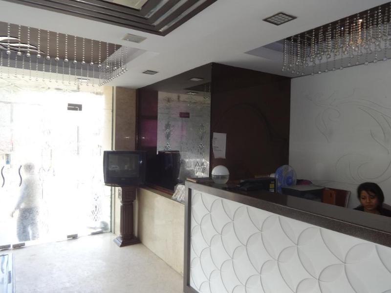 Hotel B Continental Delhi (National Capital Territory of India) Exterior foto