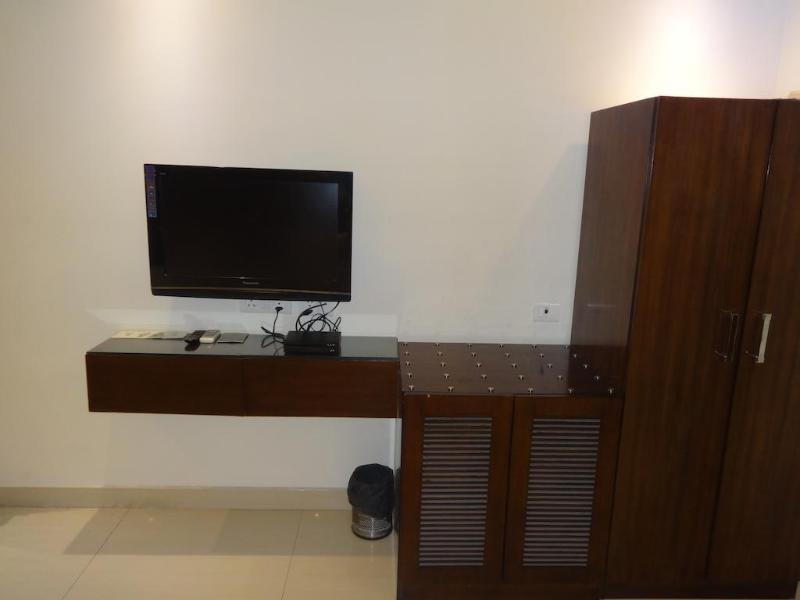 Hotel B Continental Delhi (National Capital Territory of India) Exterior foto